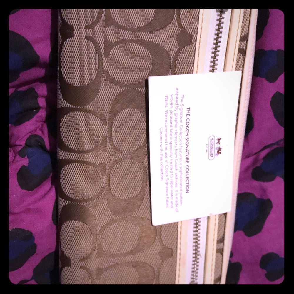 Coach wallet